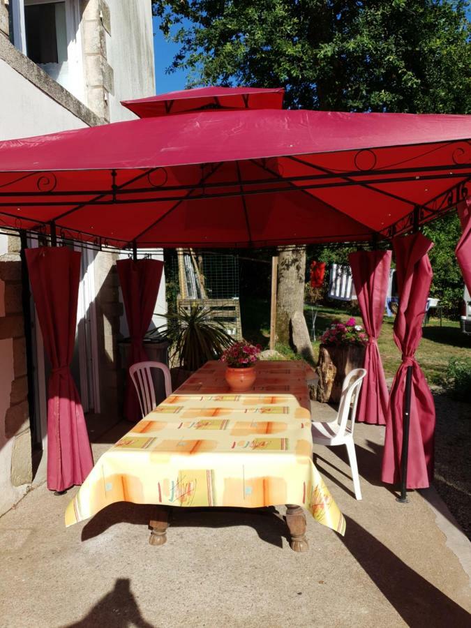 Ty Flour Di Lys Hotel Rochefort-en-Terre Bagian luar foto