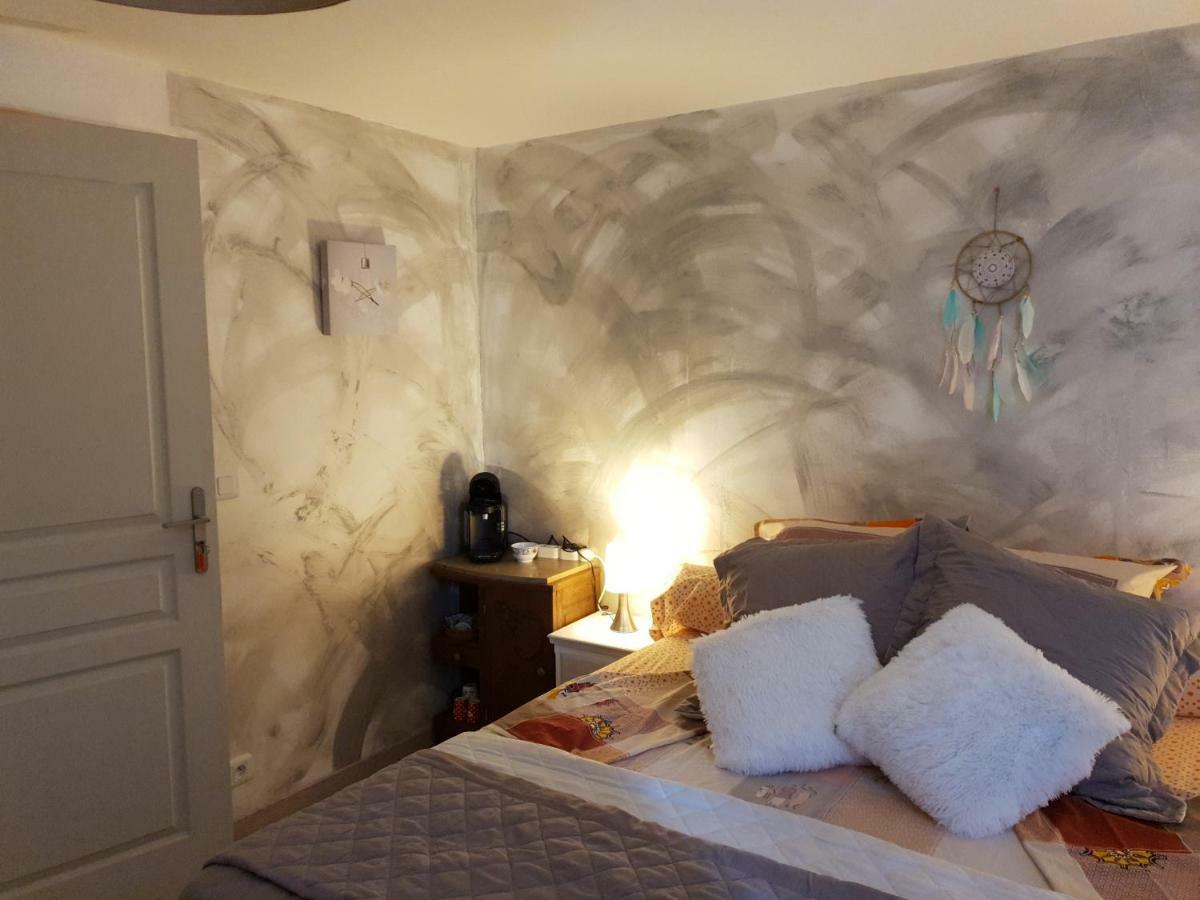 Ty Flour Di Lys Hotel Rochefort-en-Terre Bagian luar foto